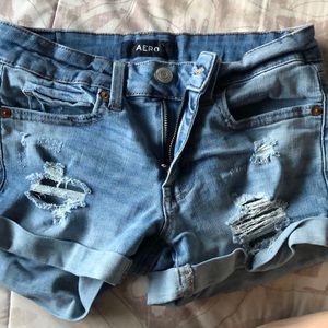 Aeropostale Low rise jean shorts